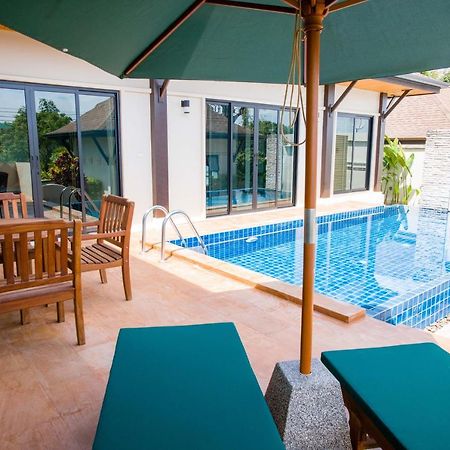 Foxtail Palm Villa Rawai Екстер'єр фото