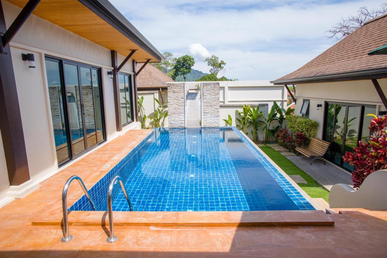 Foxtail Palm Villa Rawai Екстер'єр фото